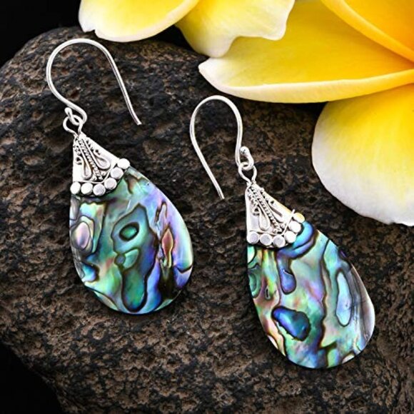 Shell Dangle Drop Earrings - Picture 1 of 5